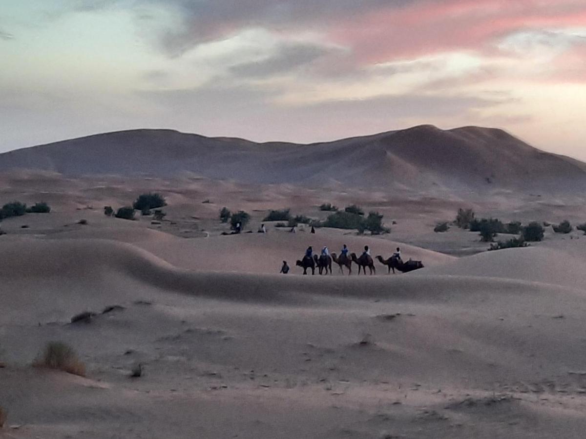 Starlit Camp Hotell Merzouga Exteriör bild