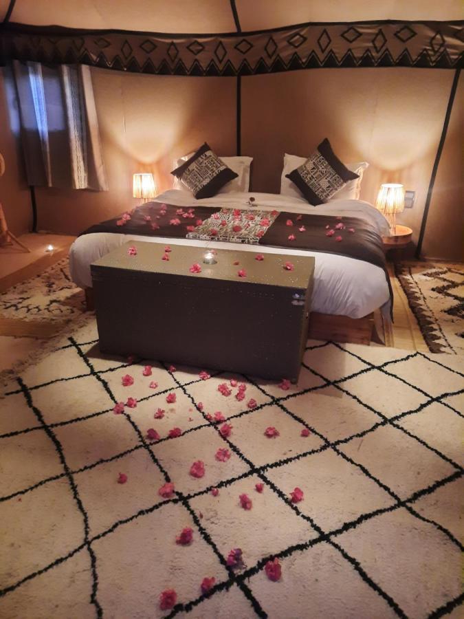 Starlit Camp Hotell Merzouga Exteriör bild